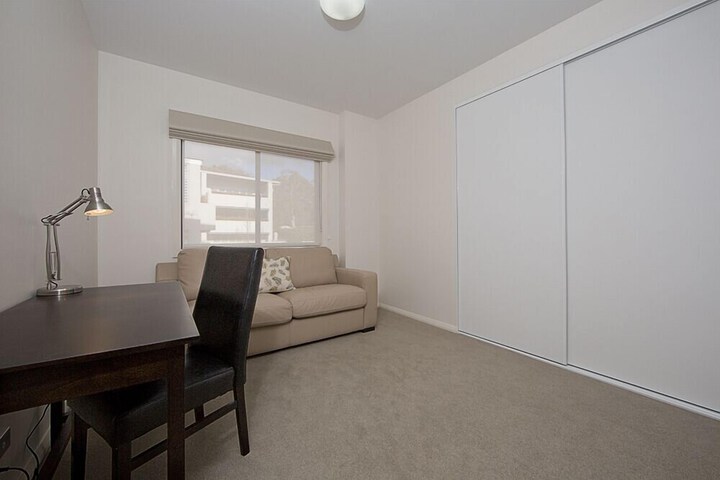 Room 16 of 29