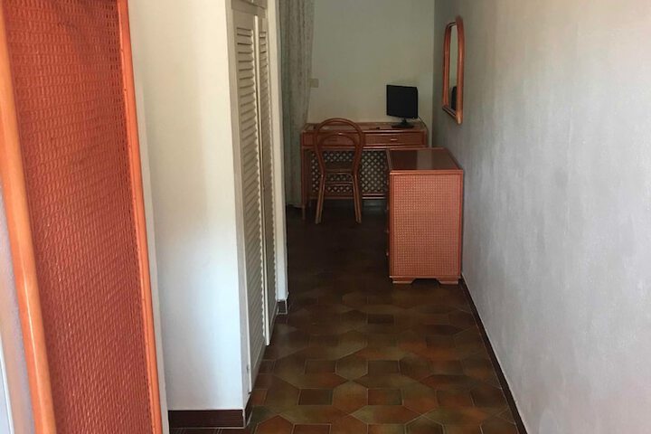 Room 15 of 45