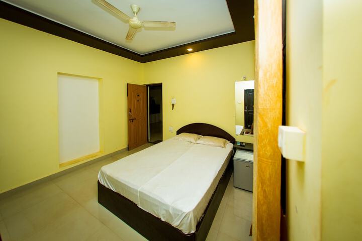 Room 26 of 144