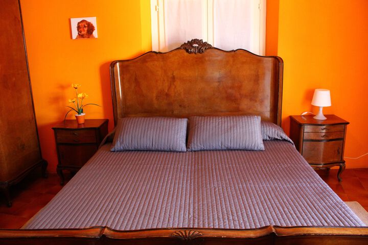 Room 32 of 107