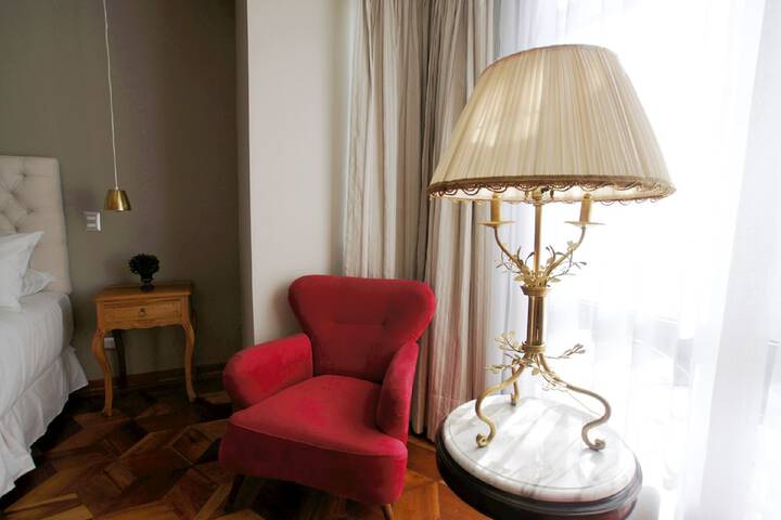 Room 19 of 58