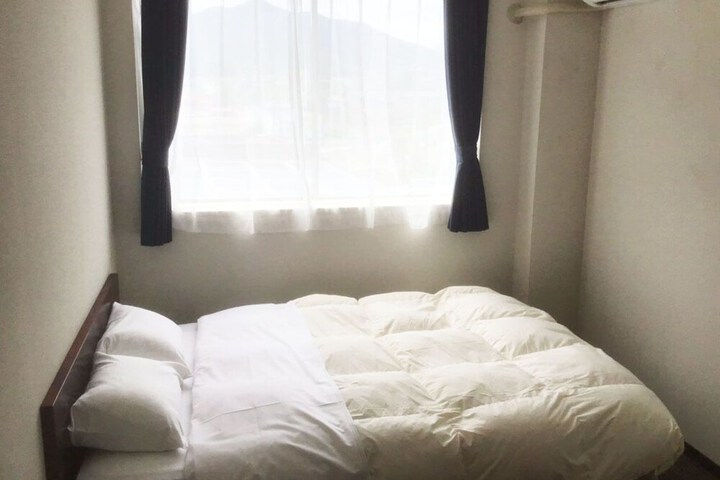 Room 7 of 24