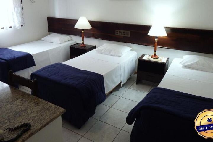 Room 17 of 32