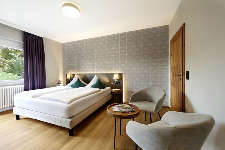 Room 3 of 13