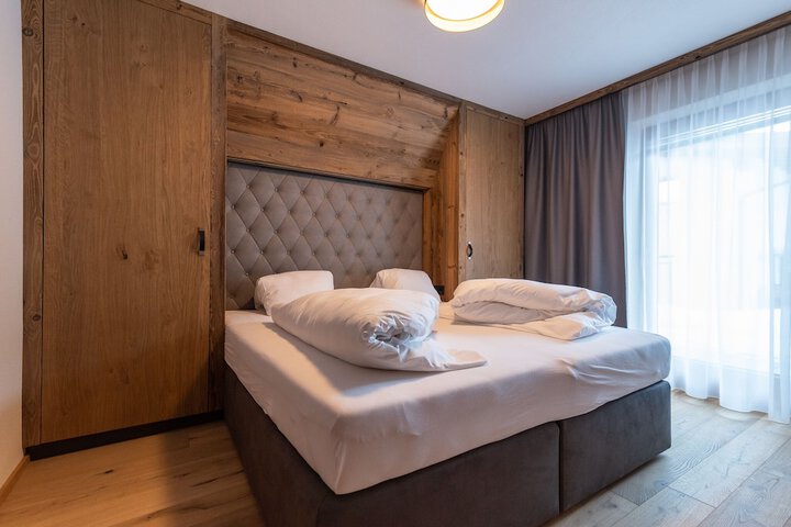 Room 5 of 39