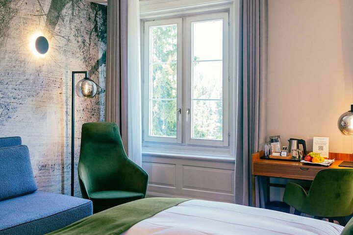 Room 40 of 120
