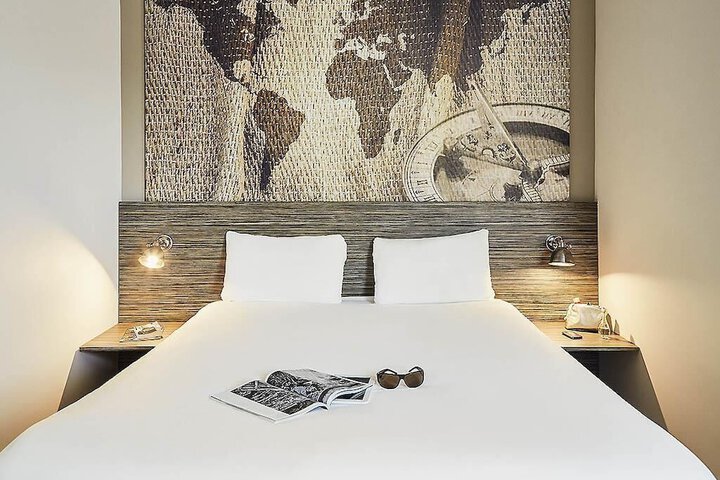 Room 10 of 58