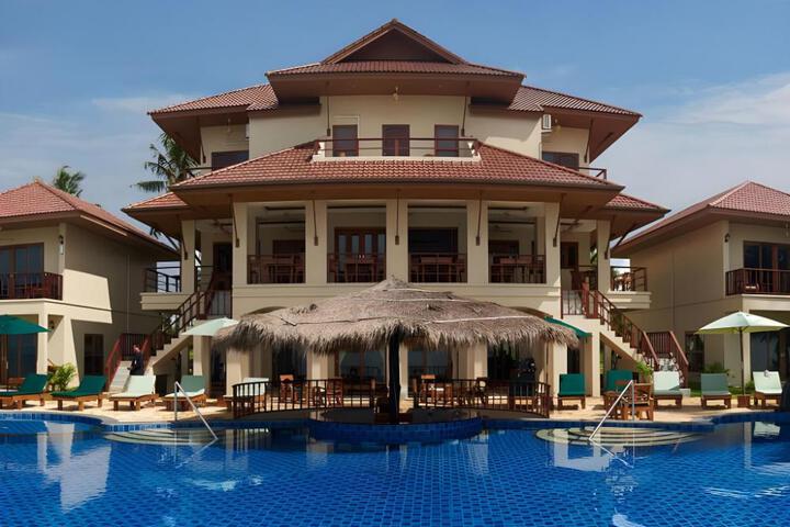 Sara Beachfront Boutique Resort