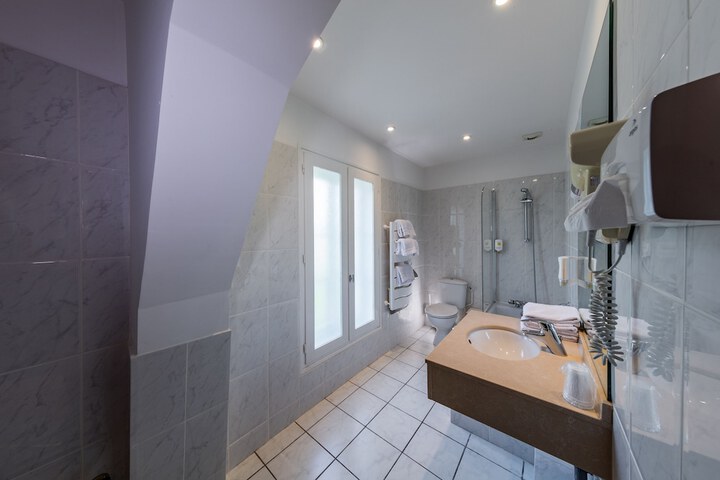 Bath Interior