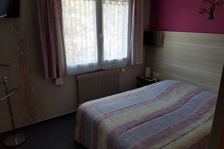Room 12 of 91