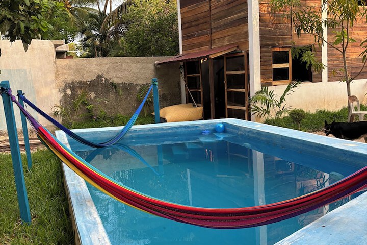 Pool 49 of 60