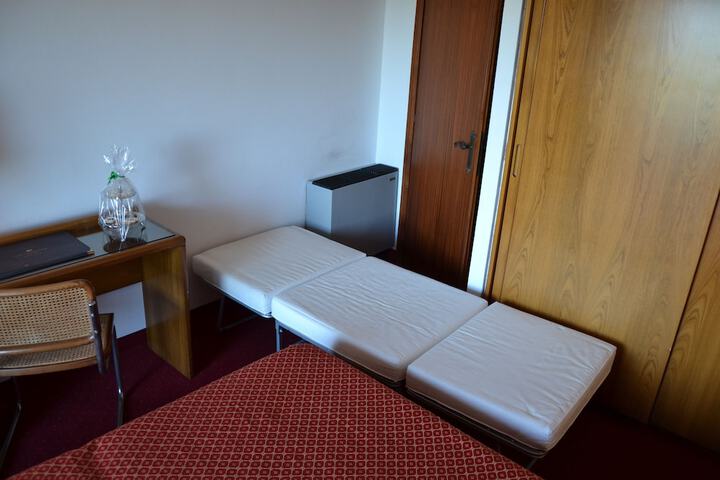 Room 19 of 53
