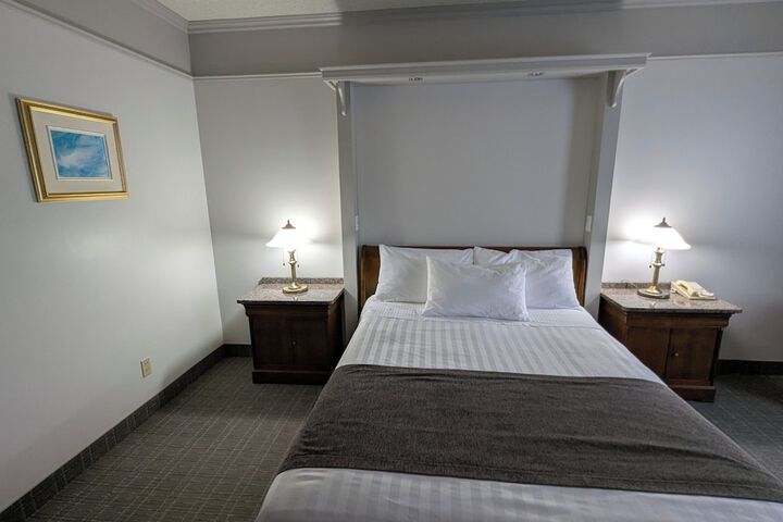Room 13 of 50