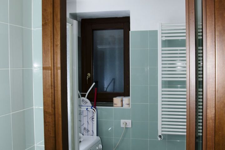 Room 20 of 32