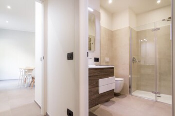 Room 3 of 25