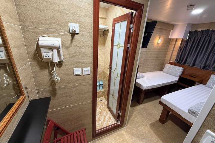 Room 48 of 139