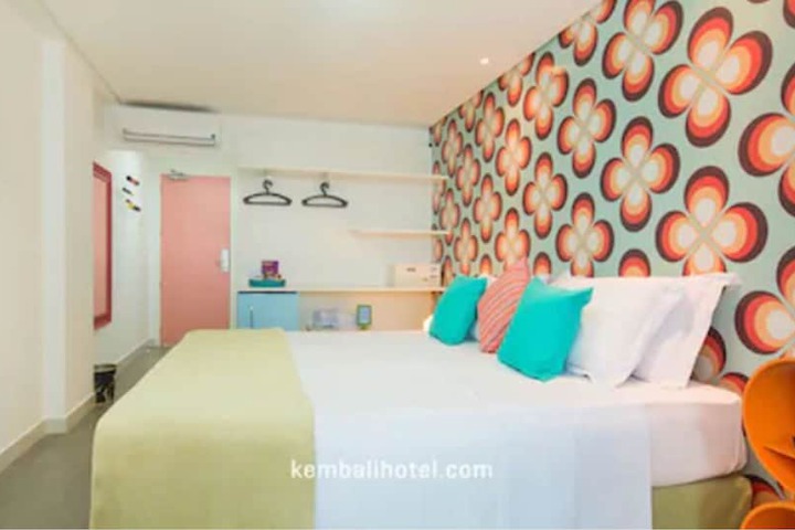 Room 25 of 123
