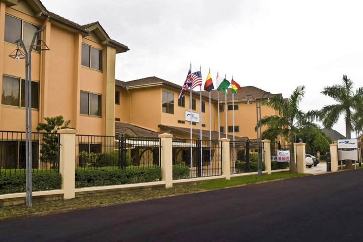 MIRAGE ROYALE HOTEL