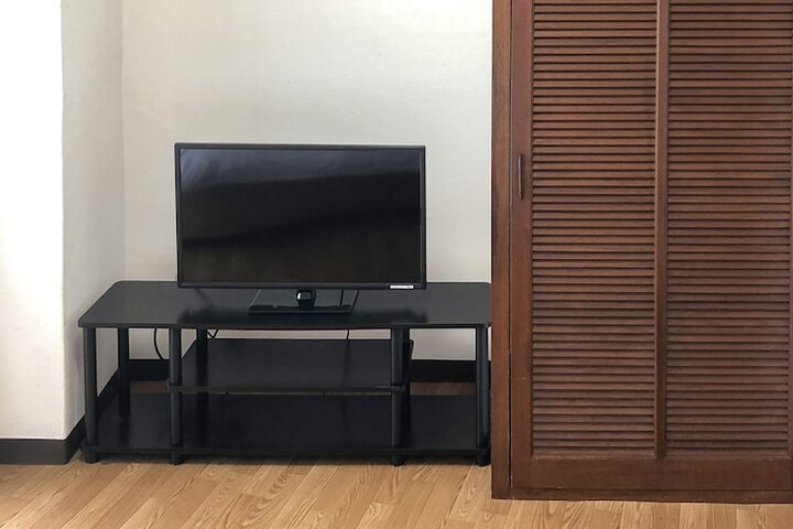 Room 21 of 80