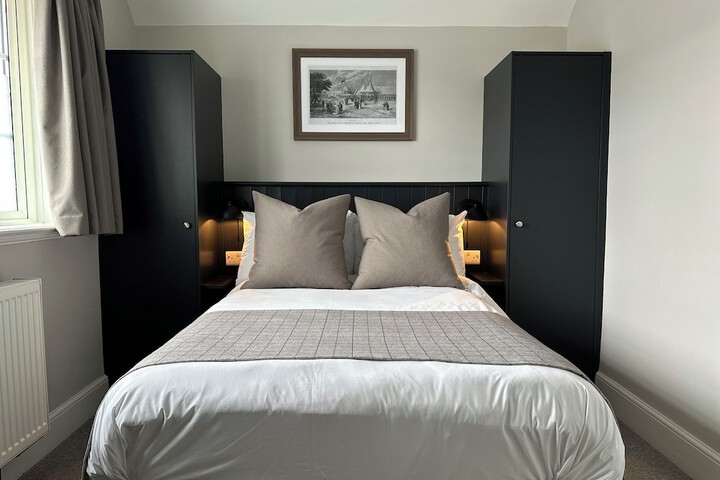 Room 42 of 66