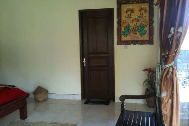 Room 10 of 30