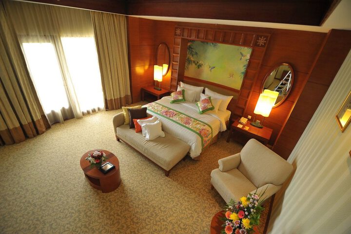 Room 8 of 46