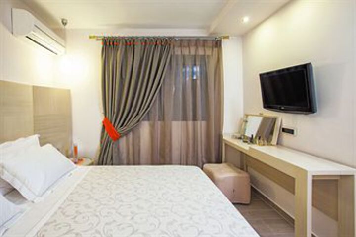 Room 19 of 43