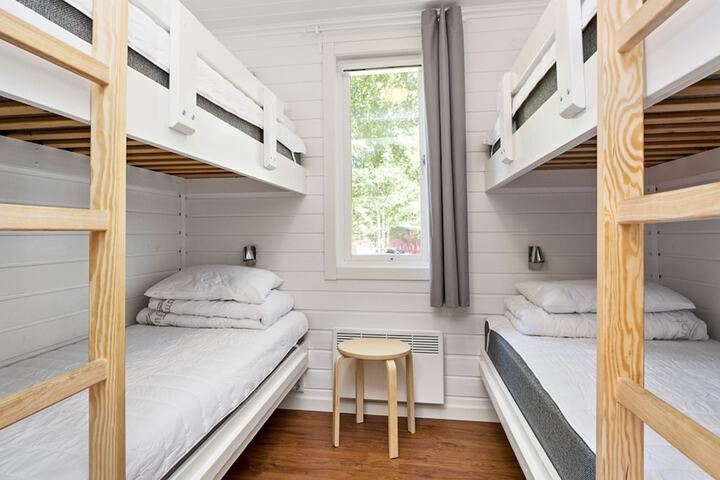 Room 8 of 50