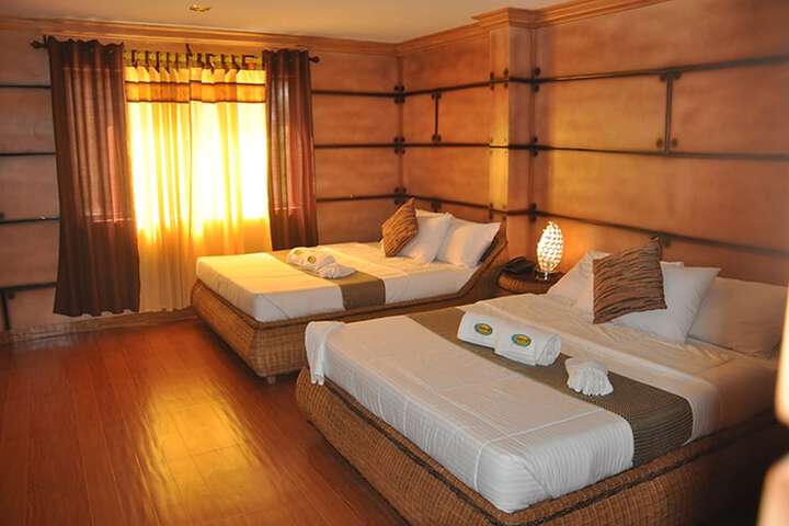 Room 5 of 33