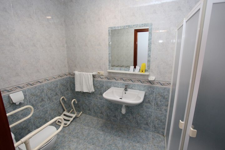 Room 42 of 89