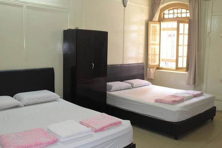 Room 29 of 68