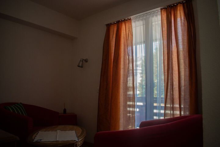 Room 26 of 65