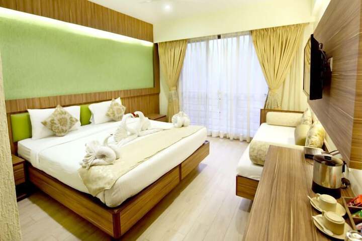 Room 19 of 93