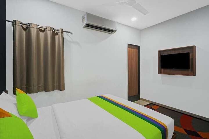 Room 7 of 29