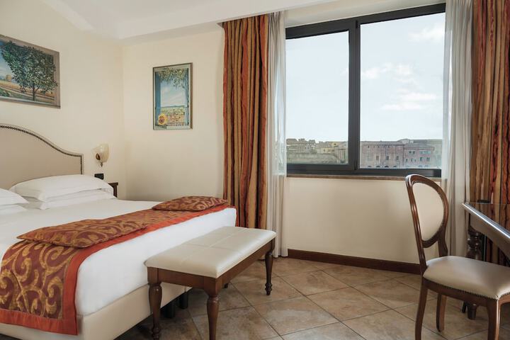 Room 9 of 55