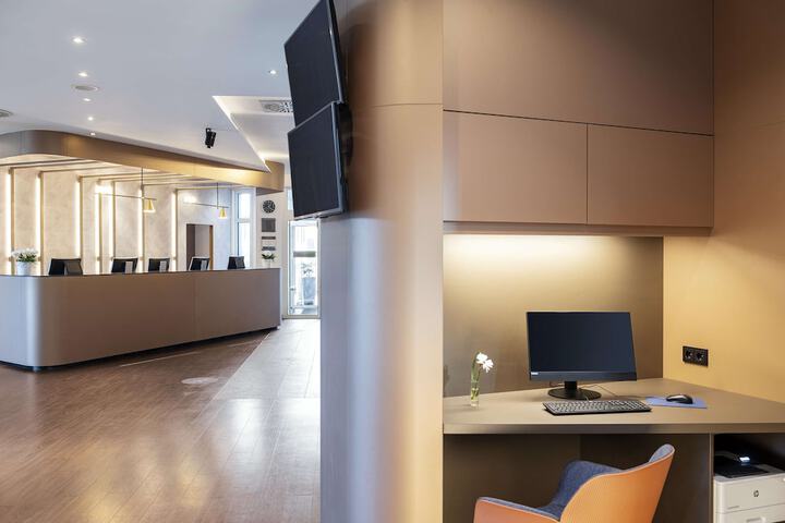Guest Lobby
