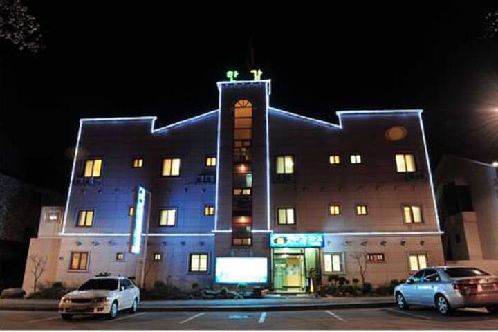 Hangang Park Motel