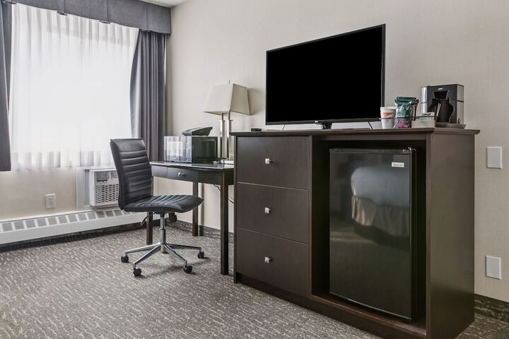 Room 15 of 76