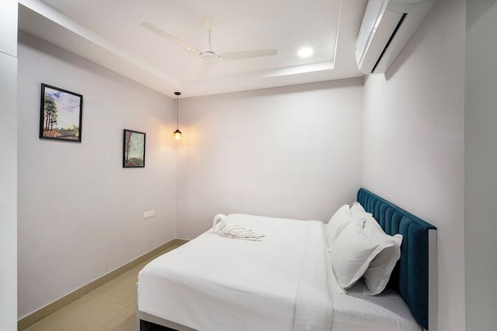 Room 9 of 27