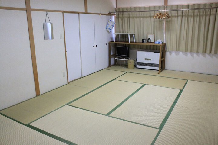 Room 5 of 39