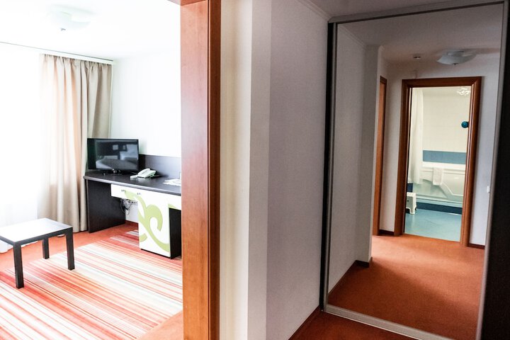 Room 14 of 72