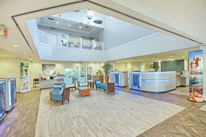 Hotel Interior 4 of 121