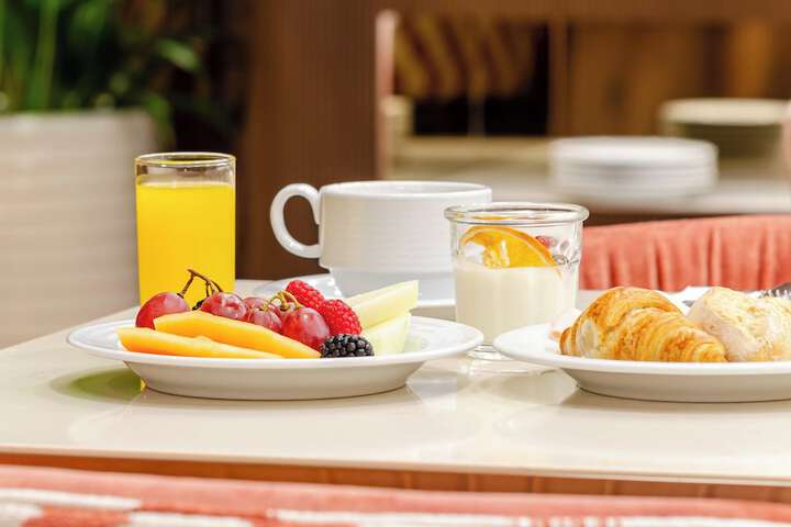 Breakfast/Coffee Service 48 of 93