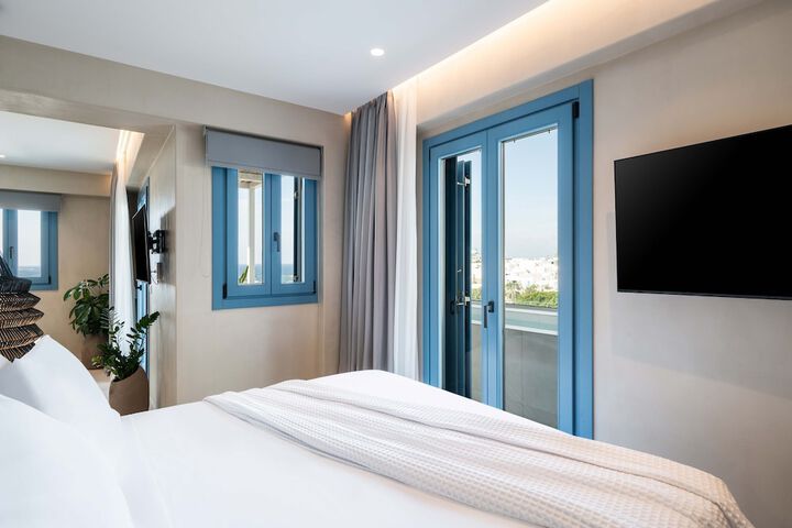 Room 27 of 79