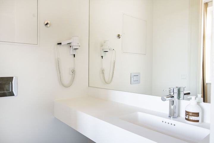 Clean Restrooms