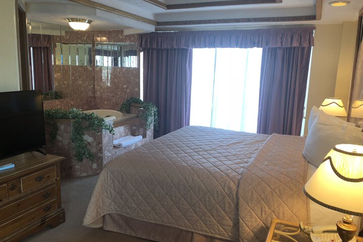 Room 31 of 65