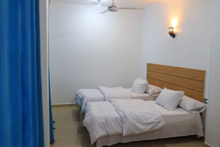 Room 17 of 100