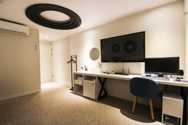 Guest Suite