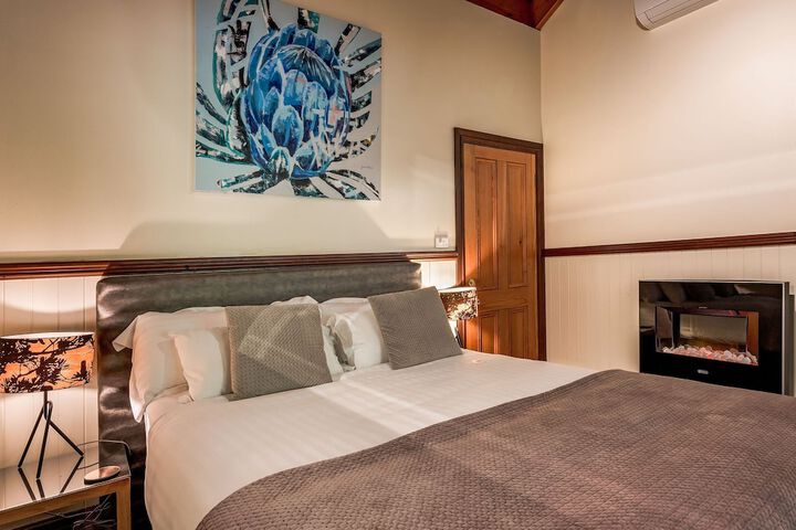 Room 2 of 50