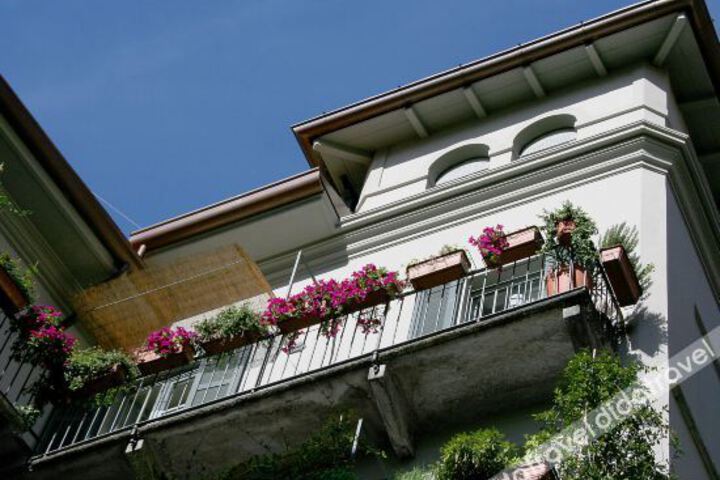 Hotel Entry